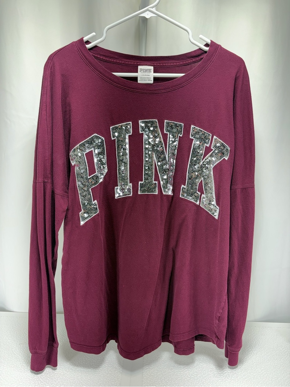 PINK Victoria's Secret Maroon Long-Sleeve Sequin Logo Tee 4604